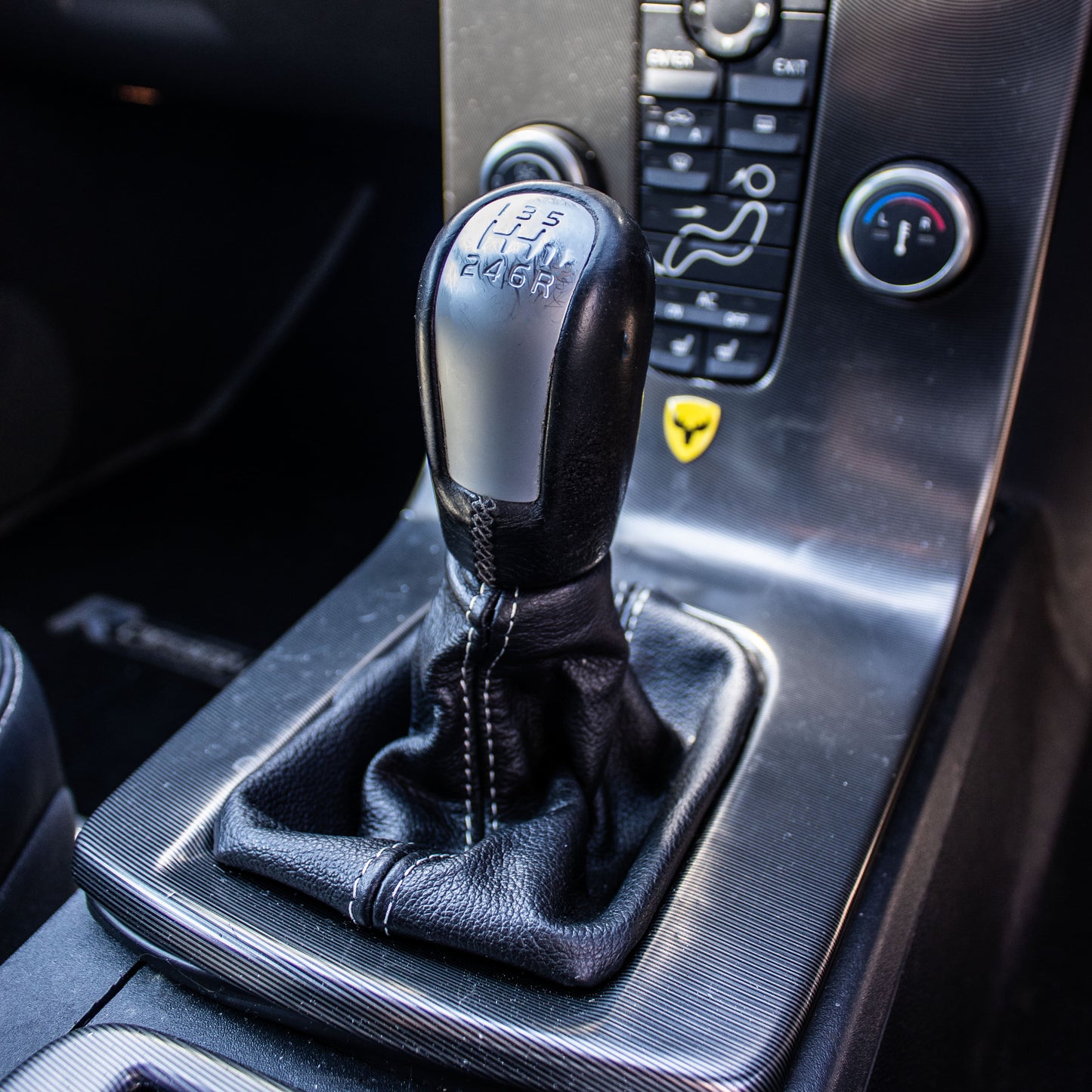 Volvo P1 Manual Gearstick Gaitor Leather & Alcantara Replacement with Frame