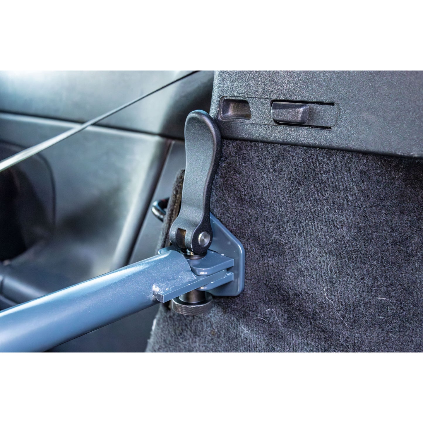 C30 Rear Removable Chassis Brace