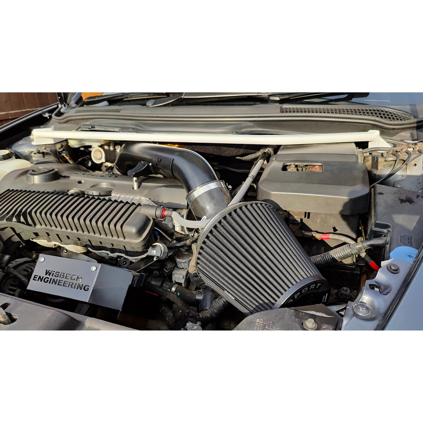 Focus RS Style Crossover Intake for Focus ST & Volvo P1 T5