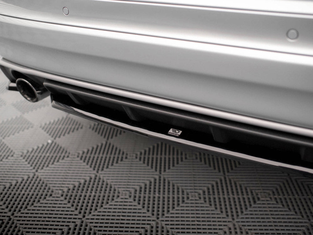 Maxton Design Central Rear Diffuser for Volvo XC60 Mk1 Facelift R-Design (VO-XC60-1F-RDESIGN-RD1G) - 4