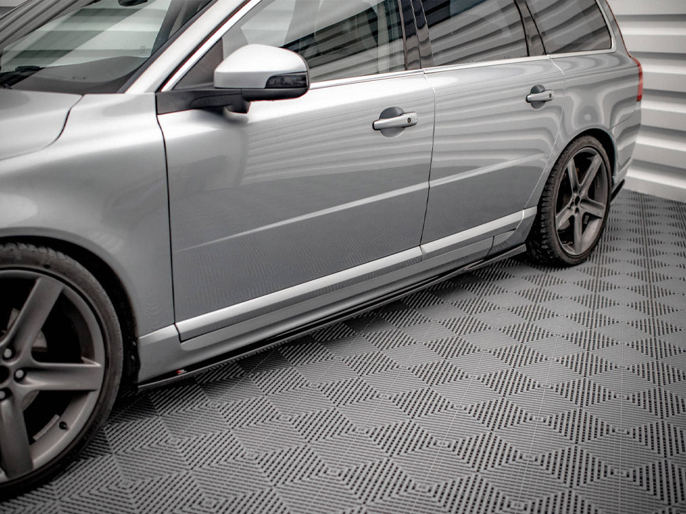 Volvo V70 Mk3 (2007–2013) Side Skirts | Maxton Design