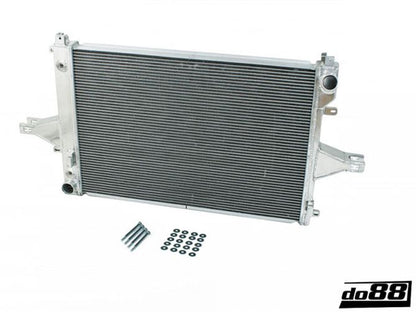 DO88 Performance Alloy Radiator for Volvo S60 Mk1 / V70 Mk2 / XC70 Mk1 / S80 Mk1 (WC-210) - 1