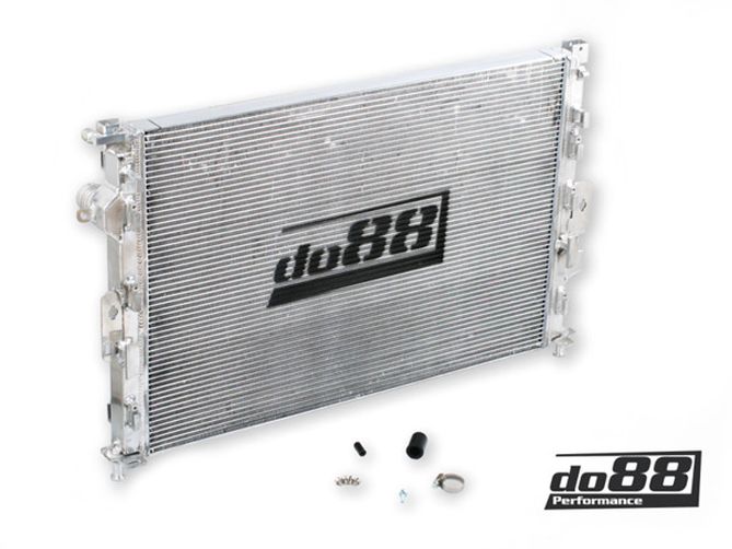 DO88 Performance Alloy Radiator for Volvo S60 Mk2 / V60 Mk1 / V70 Mk3 / XC70 Mk2 / S80 Mk2 / XC60 Mk1 / V40 / V40 Cross Country (WC-340) - 1